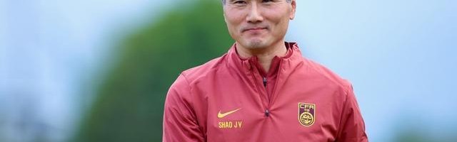 世界杯手机直播-新帅邵佳一率队出征FIFA系列赛 国足迎关键热身考验